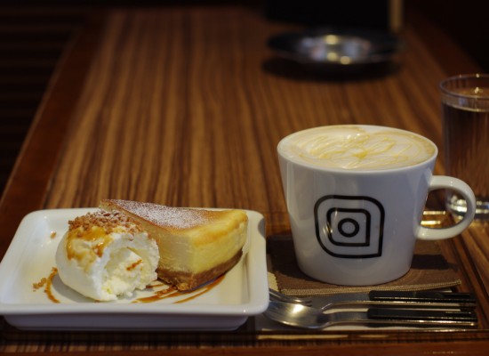 Cheesecake & Honey Latte